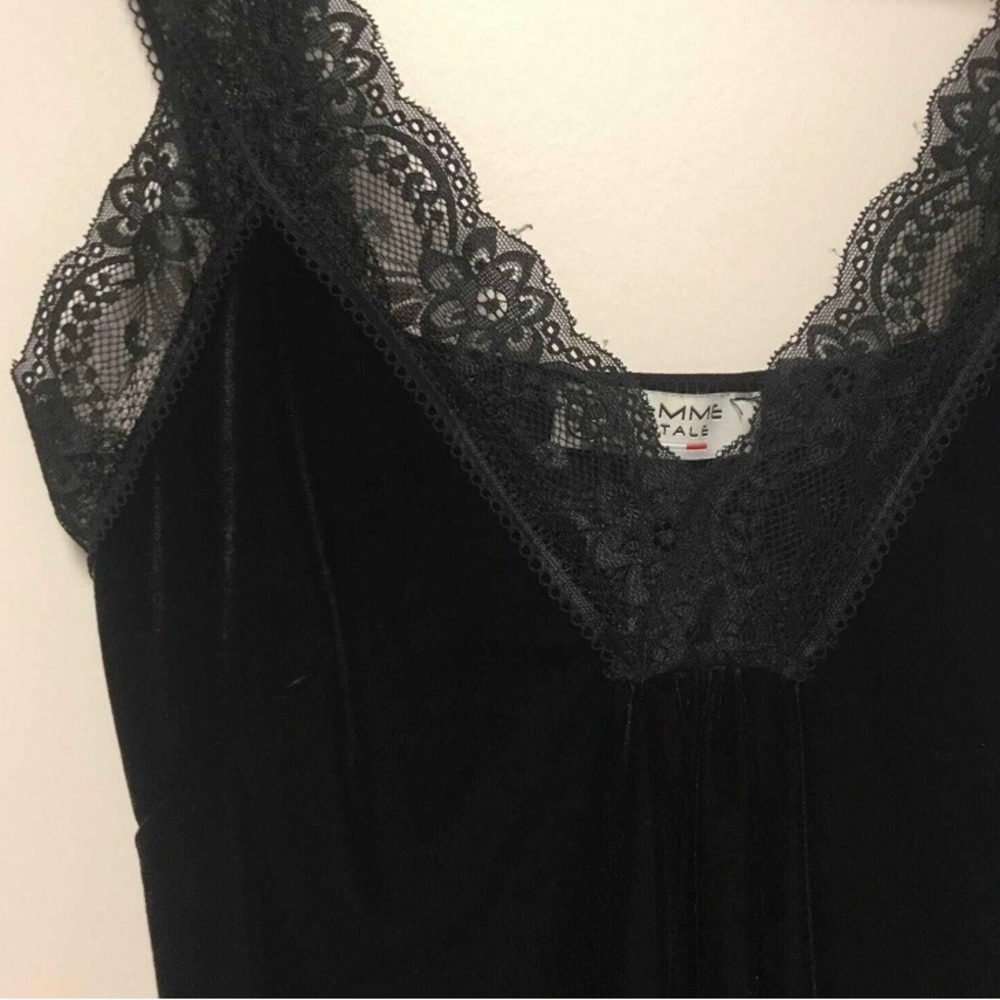 Femme Fatale black velvet top